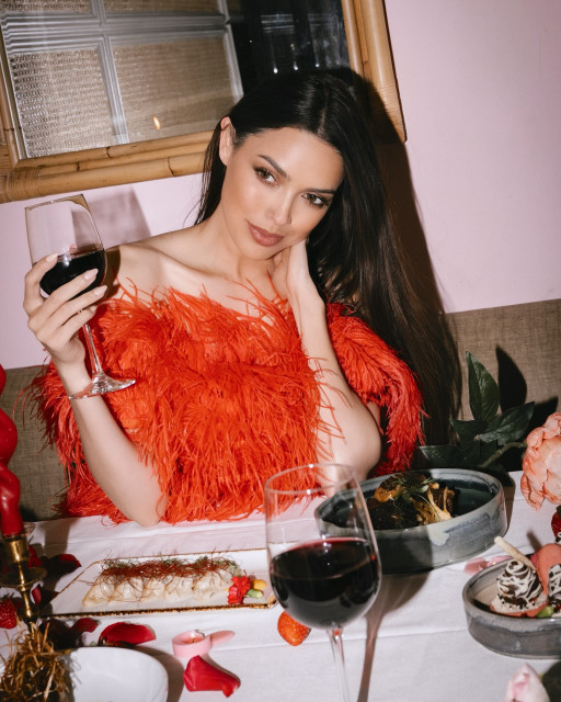Melody De La Fe instagram post 485801