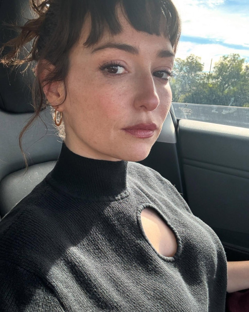 Milana Vayntrub instagram post 482653