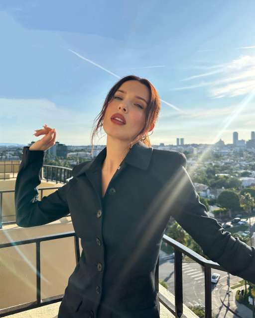 Millie Bobby Brown instagram post 497242