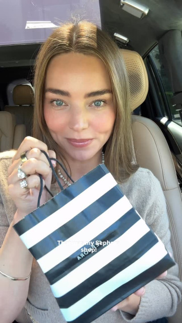 Miranda Kerr instagram post 495690