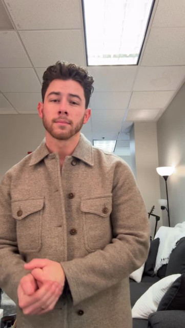 Nick Jonas instagram post 498163