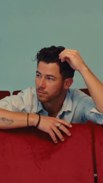 Nick Jonas instagram post 498257