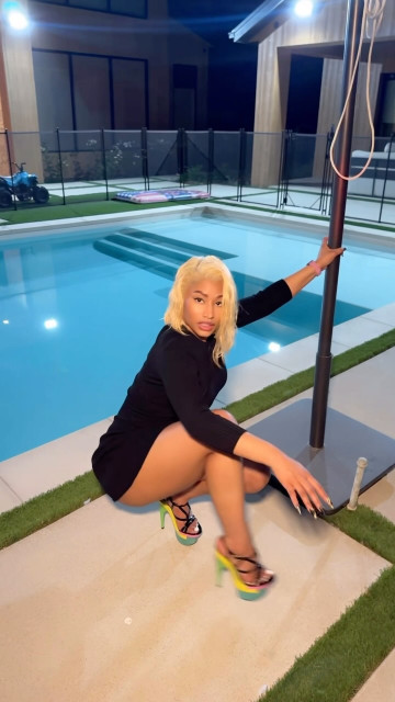Nicki Minaj instagram post 494056