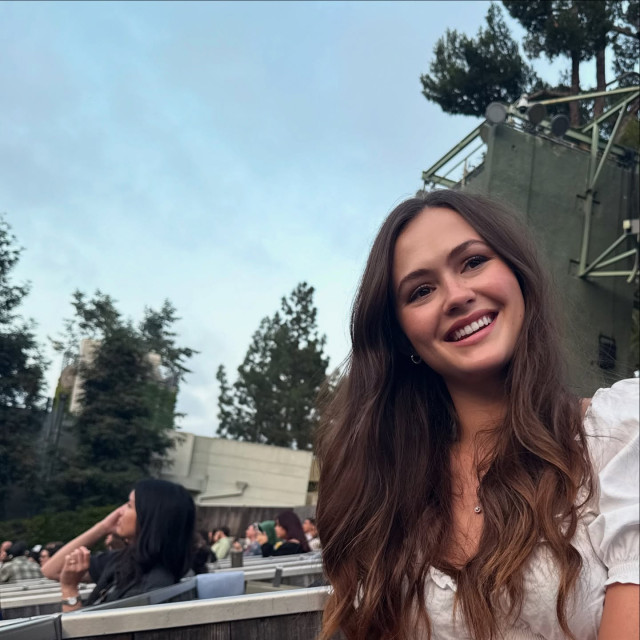 Olivia Sanabia instagram post 492489