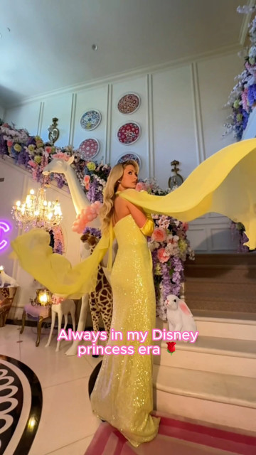 Paris Hilton instagram post 493638