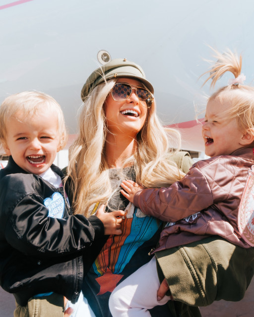 Paris Hilton instagram post 494399