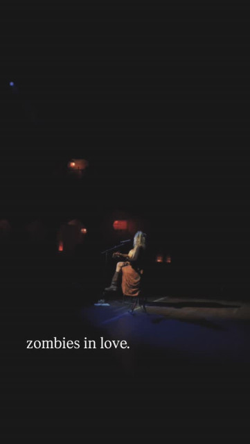 Paris Jackson instagram post 497064