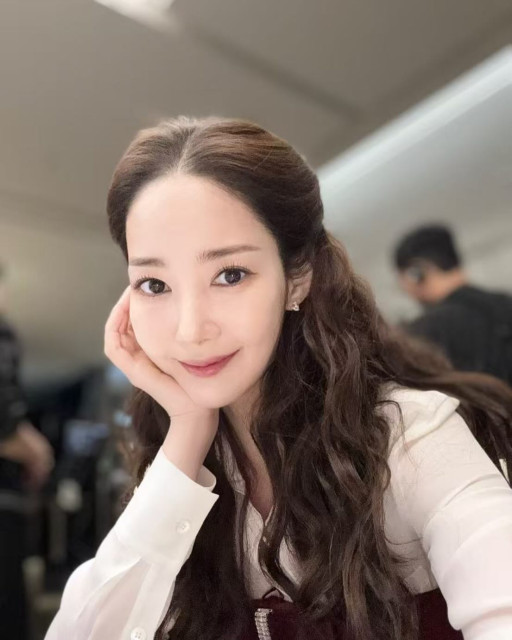 Park Min Young         instagram post 489726