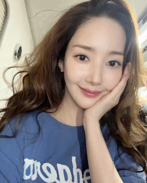 Park Min Young         instagram post 489872