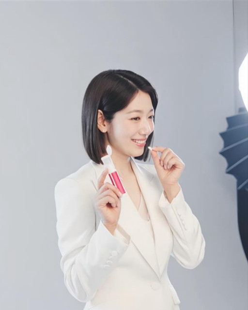 Park Shin Hye         instagram post 494505