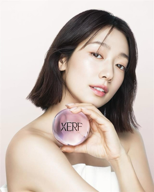 Park Shin Hye         instagram post 496815