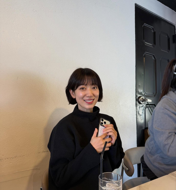 Park Shin Hye         instagram post 496962