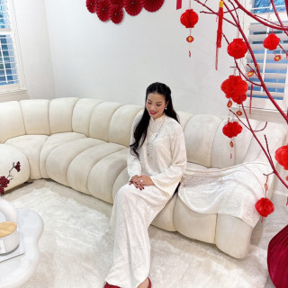 Pham Huong instagram pic #485977