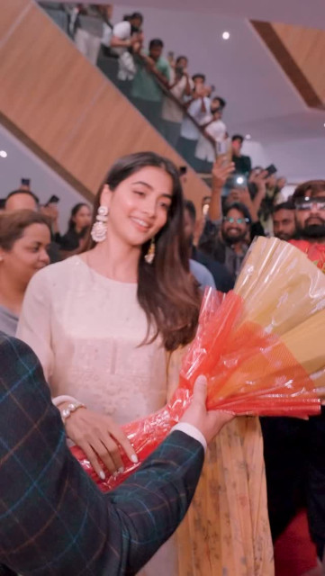 Pooja Hegde instagram post 495987