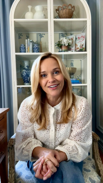 Reese Witherspoon instagram post 496404