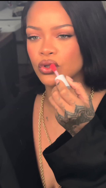 Rihanna instagram post 497672