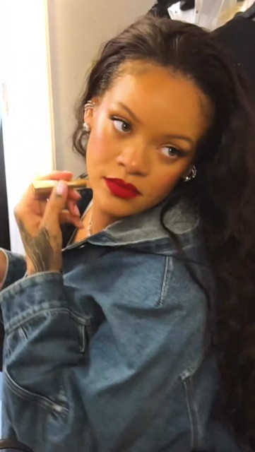 Rihanna instagram post 498351