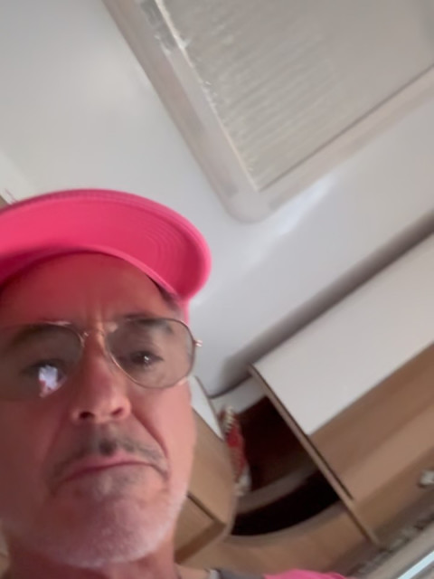 Robert Downey Jr. instagram post 493668