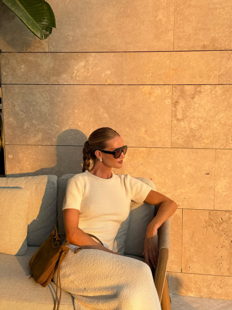 Rosie Huntington-Whitely instagram post 493689