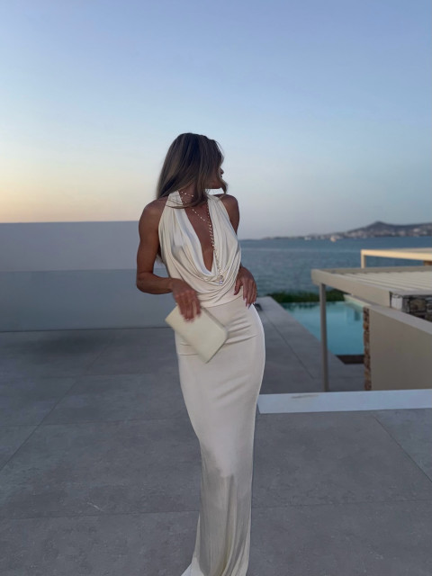 Rosie Huntington-Whitely instagram post 495786