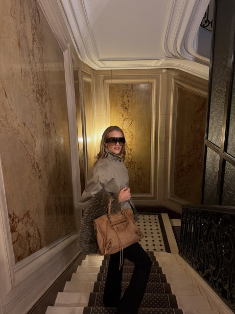 Rosie Huntington-Whitely instagram post 496604