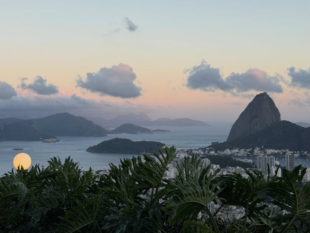 Rosie Huntington-Whitely instagram post 497534