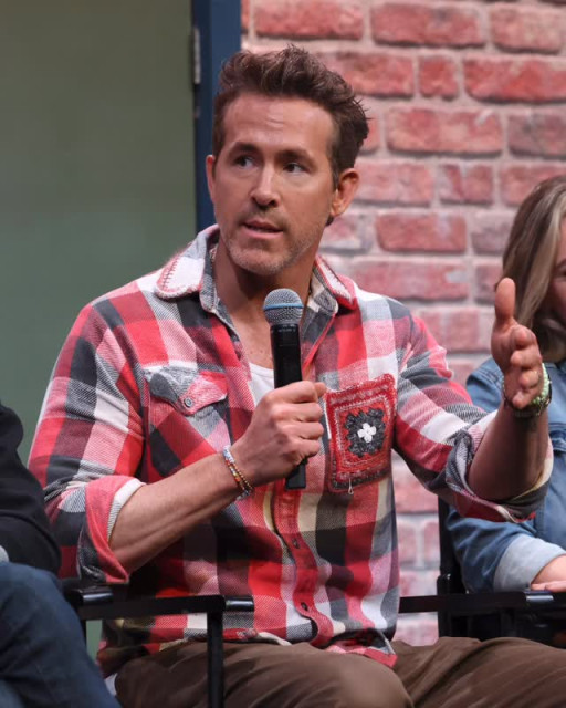 Ryan Reynolds instagram post 495314