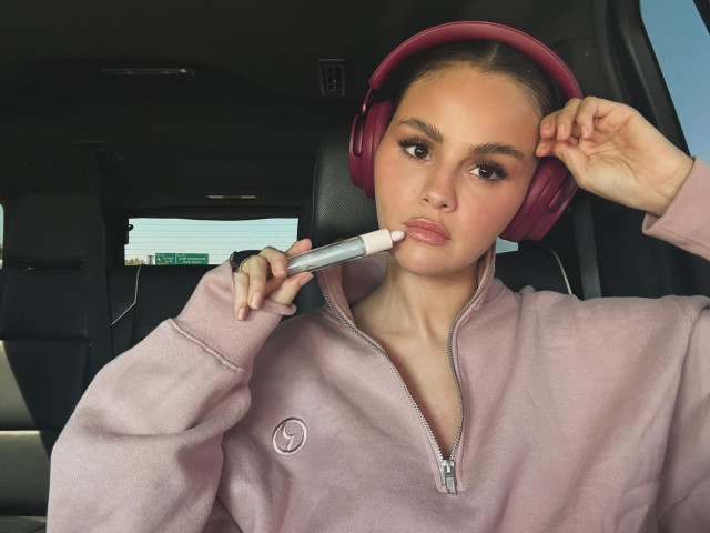Selena Gomez instagram post 493954