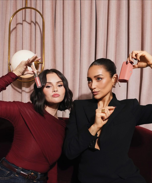 Selena Gomez instagram post 496778