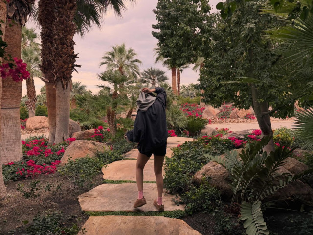 Selena Gomez instagram post 497566