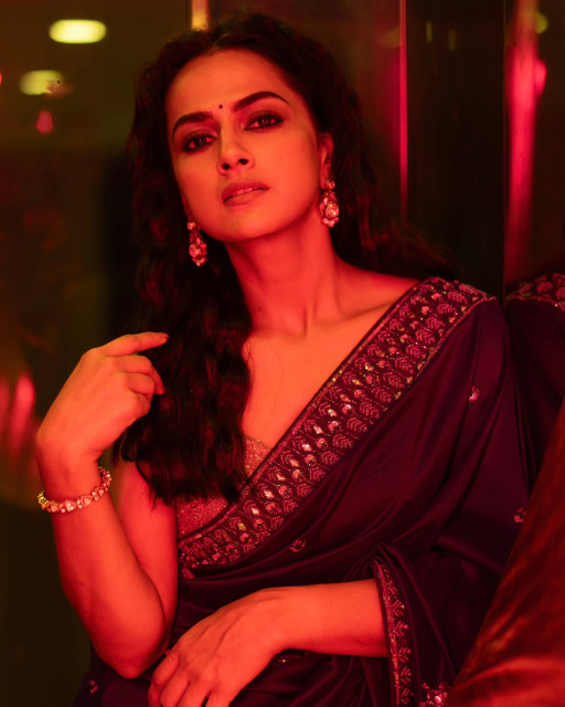 Shraddha Srinath instagram post 491495
