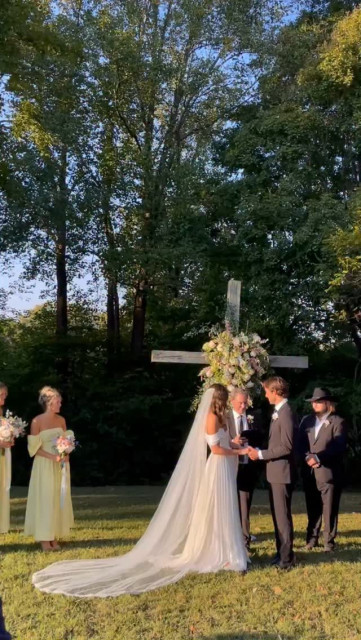 Sofie Grace Rovenstine instagram post 485307