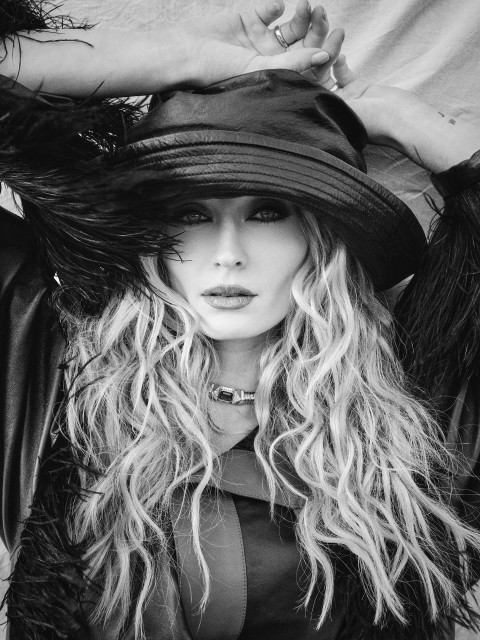 Sophie Turner (actress) instagram post 494777