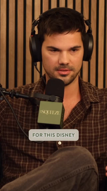 Taylor Lautner instagram post 497422