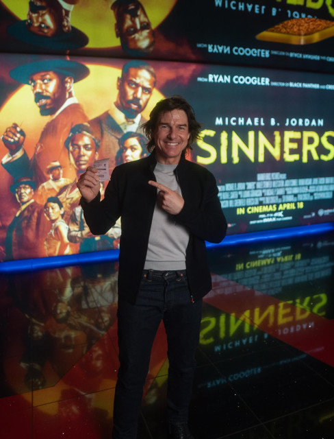 Tom Cruise instagram post 489744