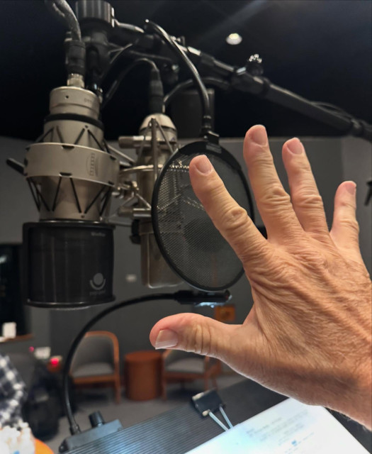 Tom Hanks instagram post 489513
