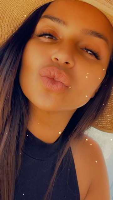 Vida Guerra instagram post 464689