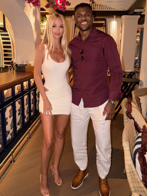 Viktoria Lopyreva instagram post 496968