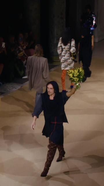Vivienne Westwood instagram post 487383