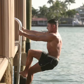 Zac Efron instagram pic #492447
