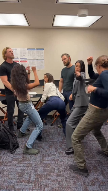 Zoe Saldana instagram post 497595