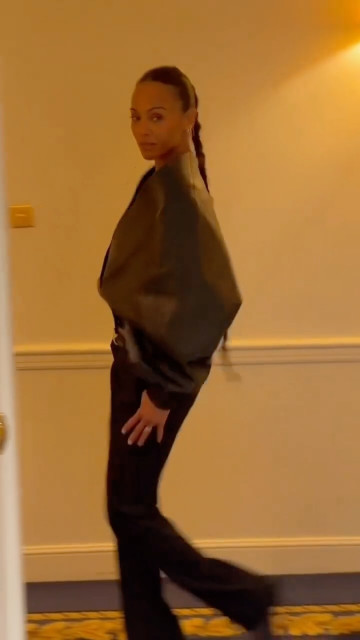 Zoe Saldana instagram post 498000