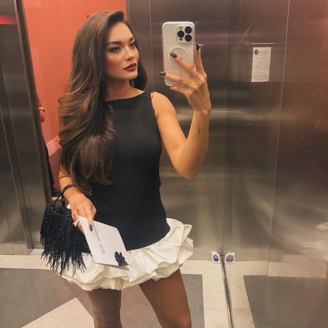 Zuleyka Rivera Mendoza instagram post 480773