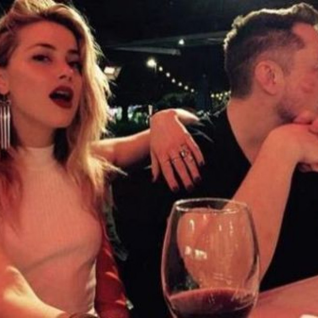 Amber Heard for the first time spoke about the relationship with Elon Musk