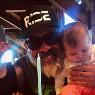 Jeffrey Dean Morgan Was Smothered With Kisses On His 52nd Birthday