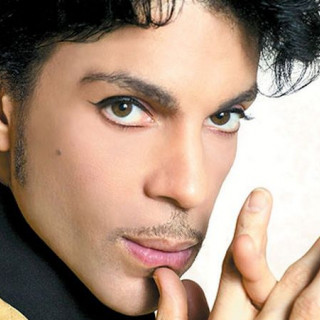 It became known about an unreleased version of the Prince song 