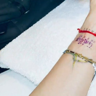Madonna revealed a new tattoo