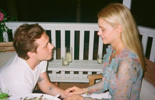 Brooklyn Beckham showed how he confessed to his beloved