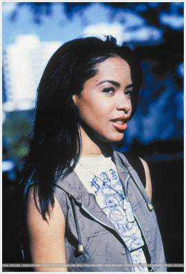 Aaliyah pic #49642