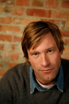 photo 9 in Aaron Eckhart gallery [id260477] 2010-06-01 00:00:00